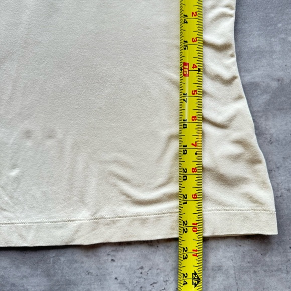 St. John V Neck Top, Cream, Size Petite - Picture 7 of 8